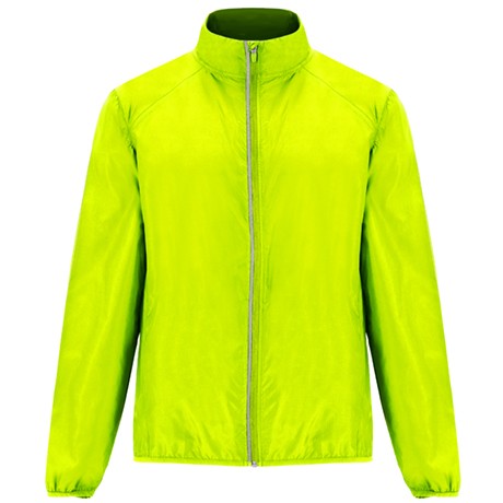 Chaqueta cortavientos en tejido técnico ligero