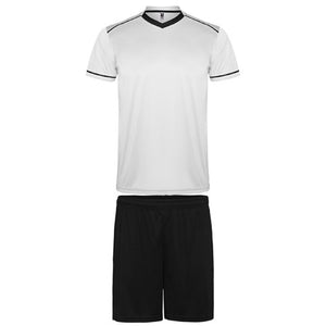 Conjunto desportivo de t-shirt e calça