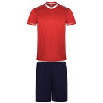 Conjunto deportivo de camiseta y pantalón