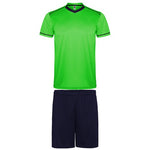 Conjunto deportivo de camiseta y pantalón