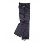 Pantalón con perneras desmontables, cintura elástica y multibolsillos.