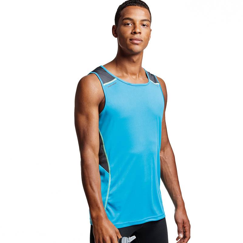 Camiseta técnica detalles reflectantes