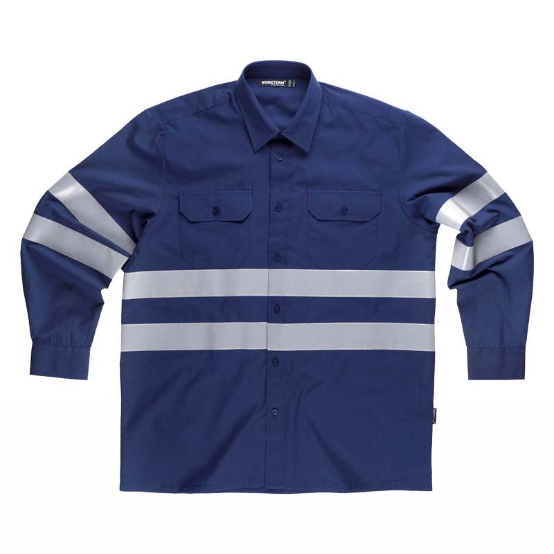 Camisa manga larga con 2 bolsos de pecho y cintas reflectantes