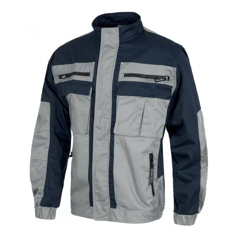 Cazadora con cierre de cremallera de nylon oculta con solapa y velcro. Cuello alto.