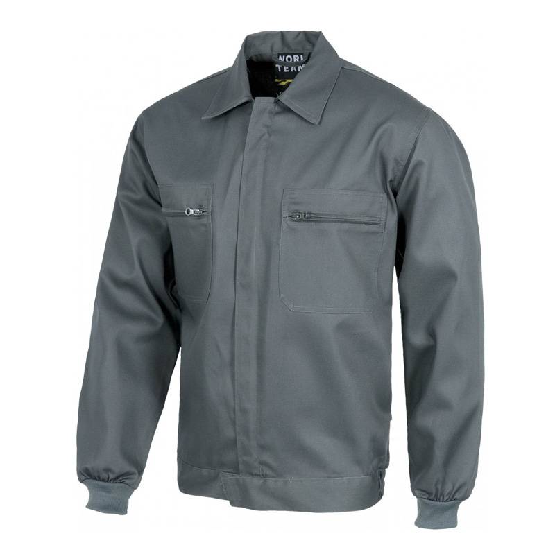 Cazadora con cremalleras de nylon, cintura elástica y dos bolsos de pecho.