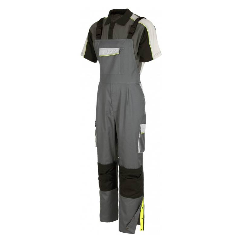 Peto, media espalda cubierta. Tirantes con elástico, hebillas automáticas.