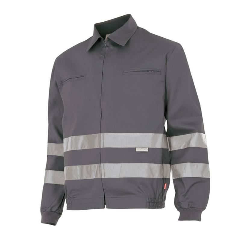 Cazadora con cintas de alta visibilidad