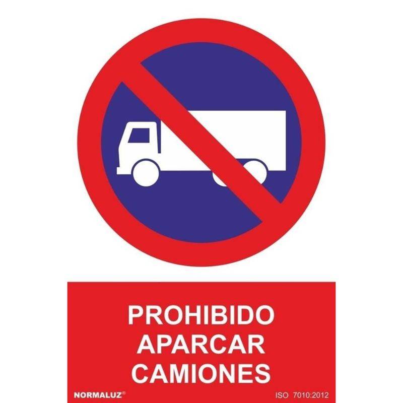 SEÑAL PROHIBIDO APARCAR CAMIONES PVC