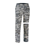 Calça camuflada com vários bolsos amovíveis