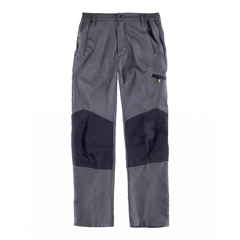 Calças com joelhos reforçados