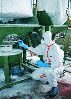 3M 4560 Prenda desechable, tipo 4