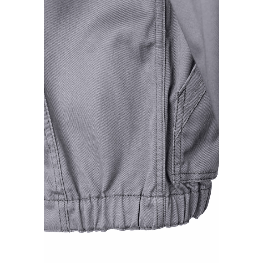 Casaco elástico com vários bolsos